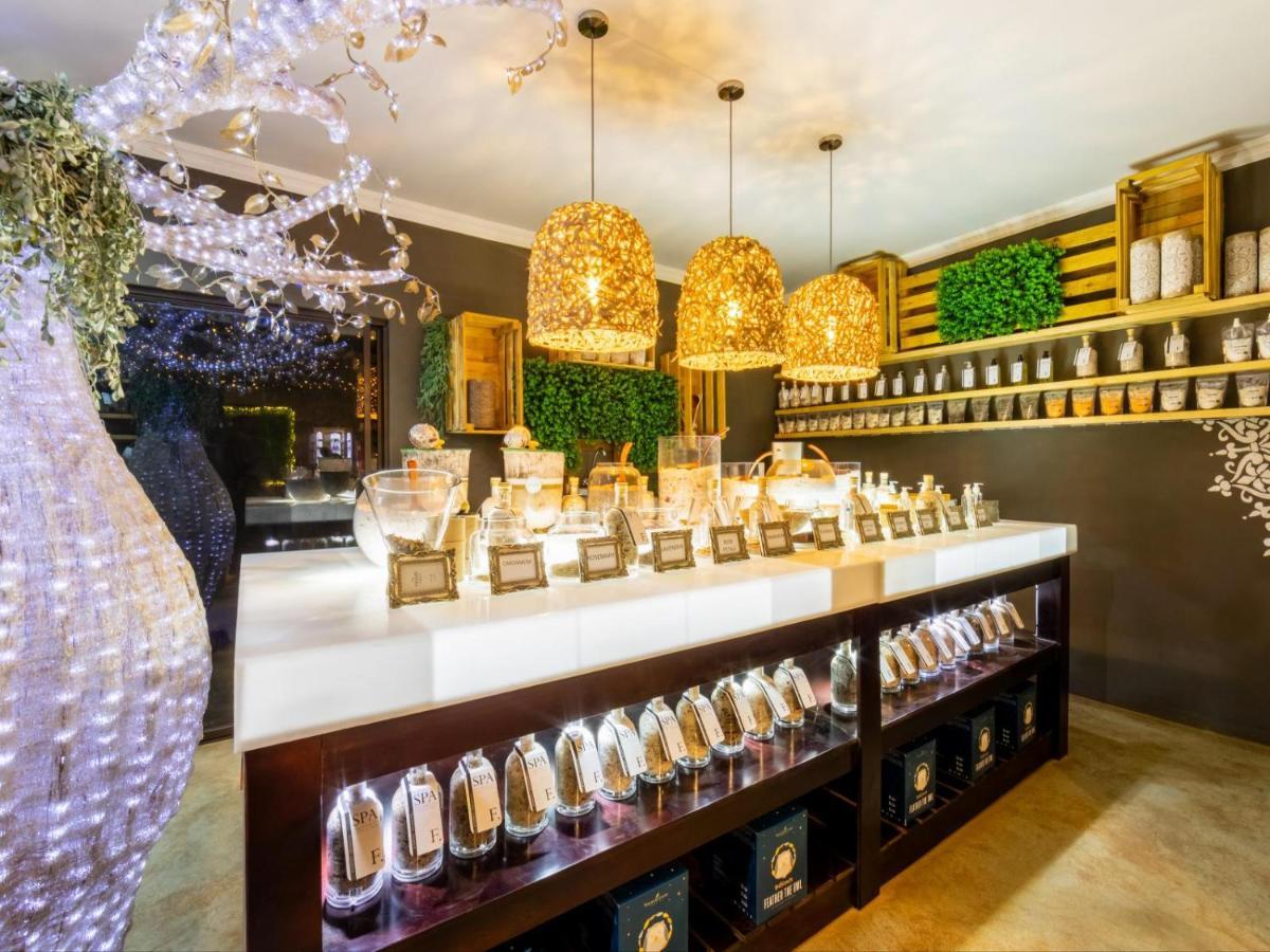 Royal Tree Guest House ポチェフストルーム エクステリア 写真